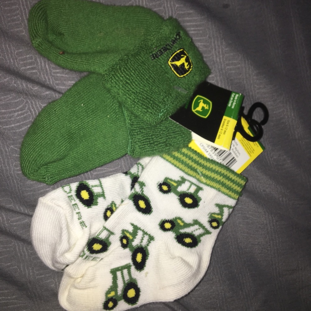 John Deere Socks Size 6-12 months NEW WITH TAGS!!